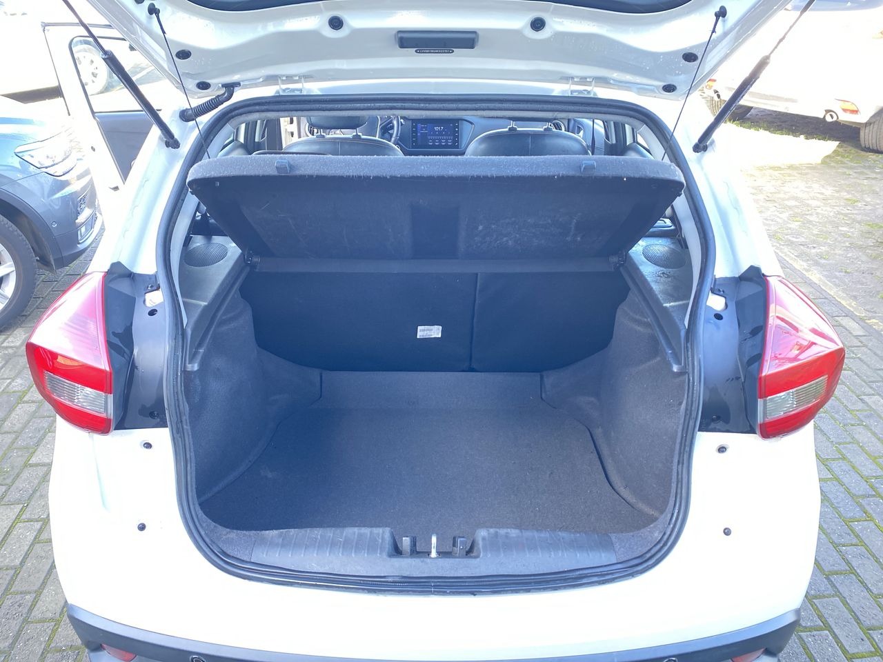 CHERY - 20
