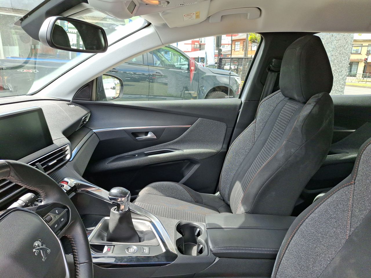 PEUGEOT - 10