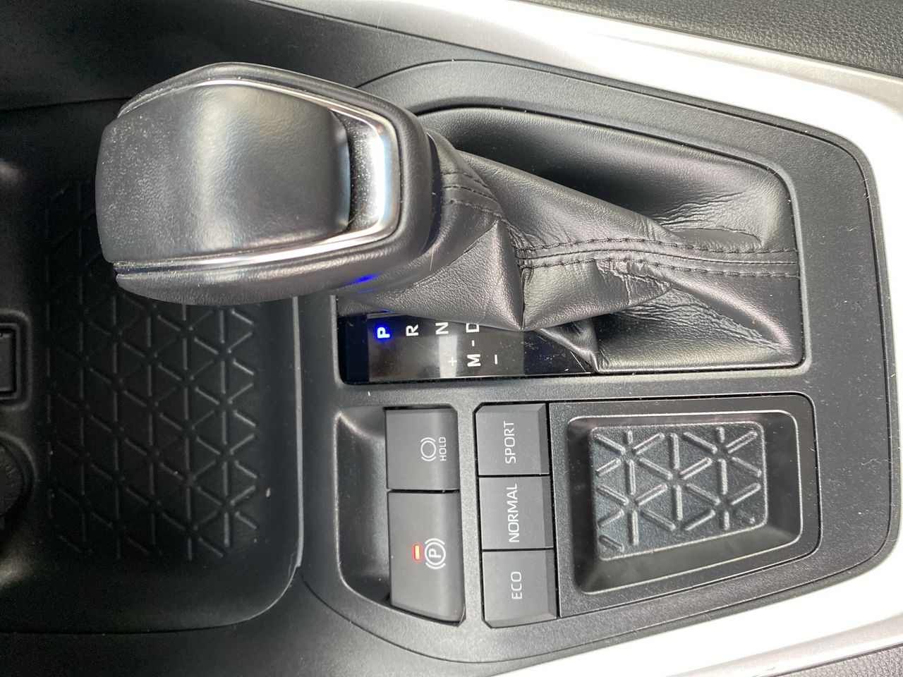 TOYOTA - 30