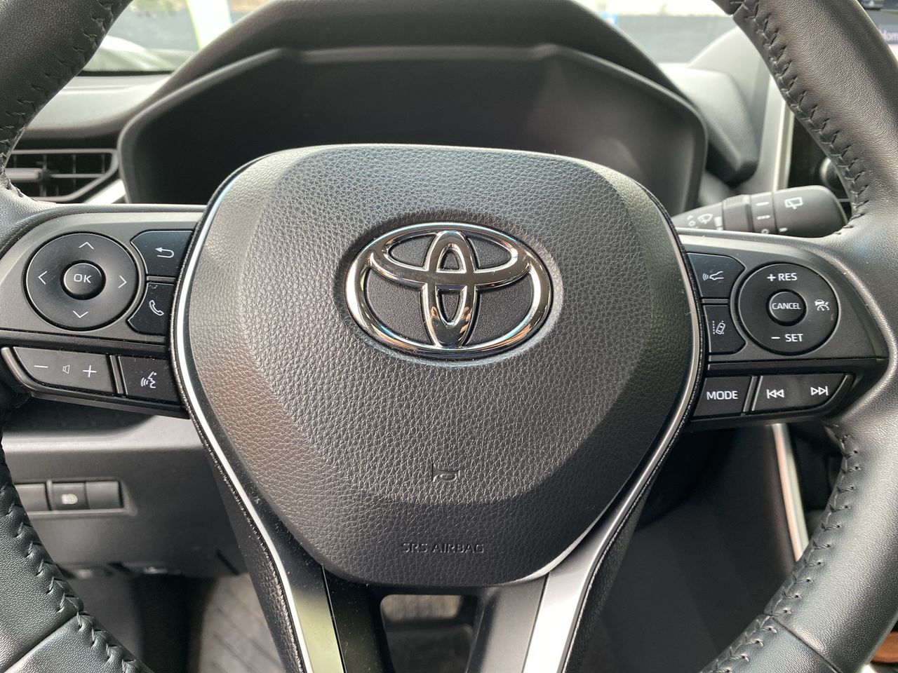 TOYOTA - 25