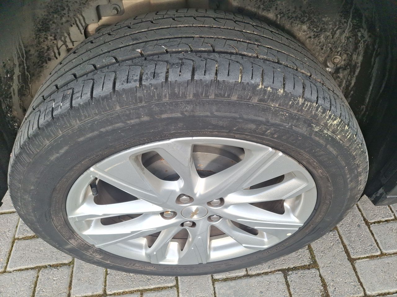 Chevrolet Tracker — foto 18 de 36