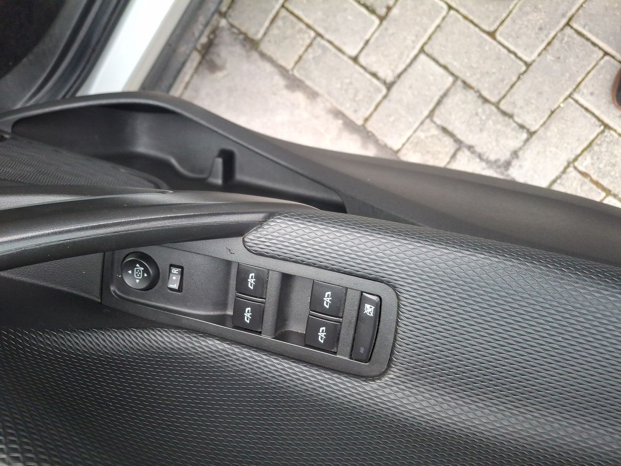 Chevrolet Tracker — foto 23 de 36