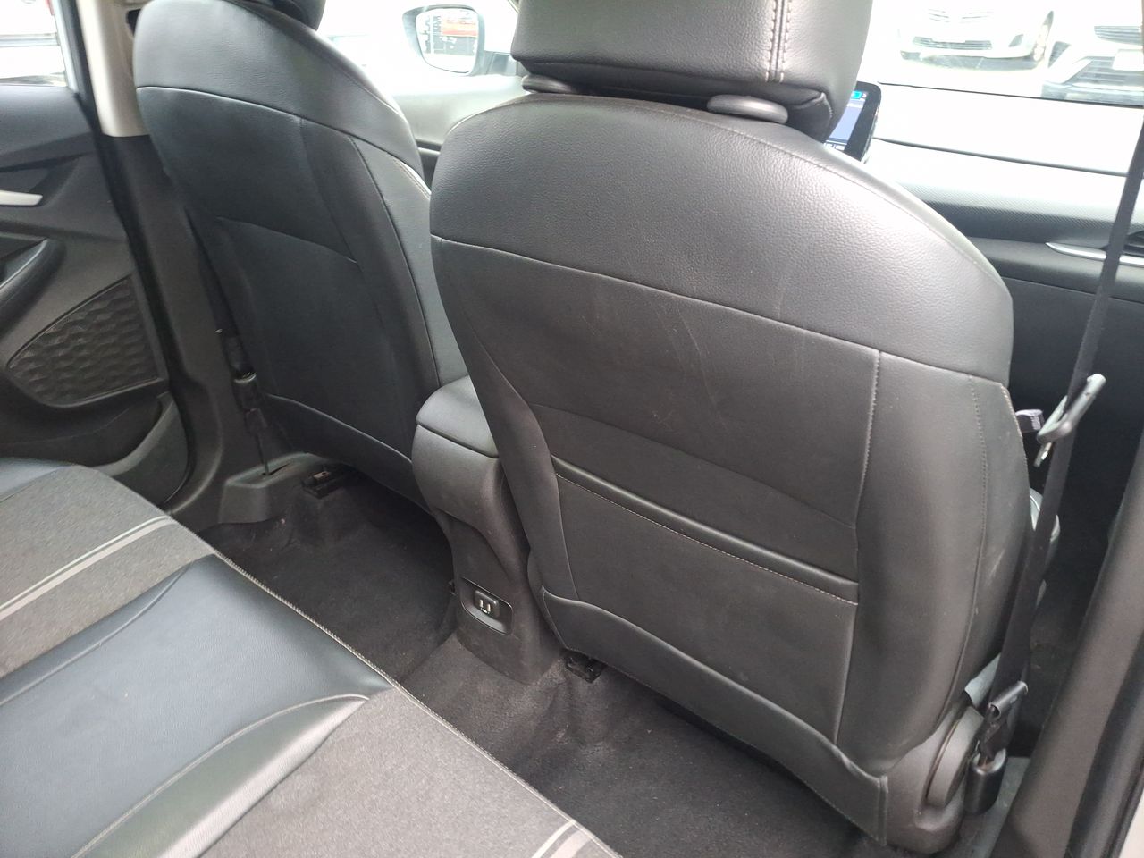 Chevrolet Tracker — foto 13 de 36