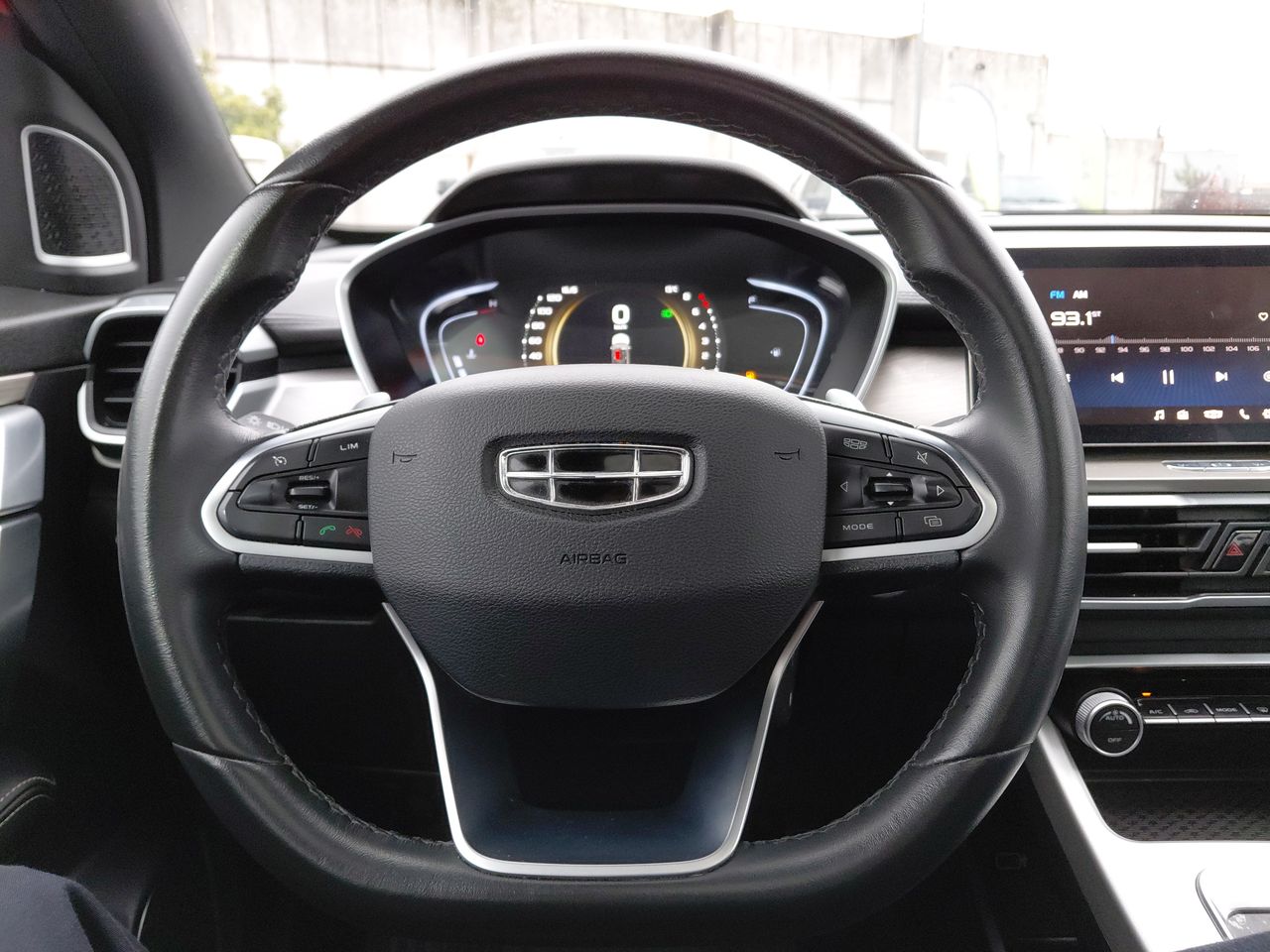 GEELY - 16