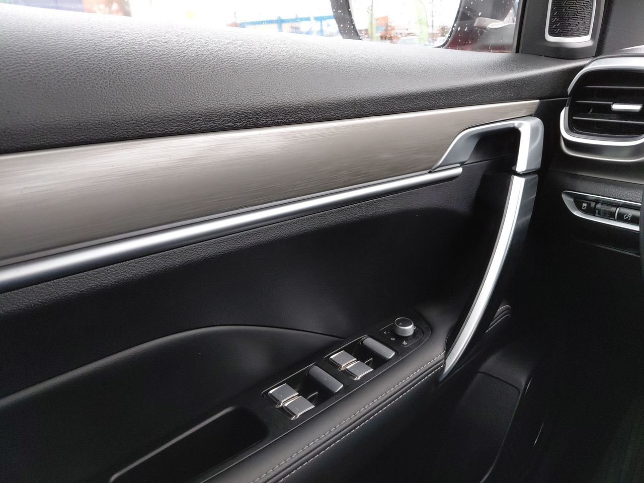 GEELY - 13