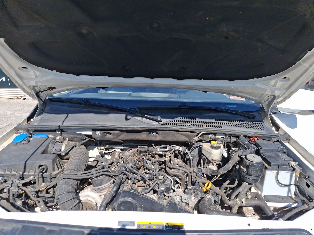 VOLKSWAGEN - 18