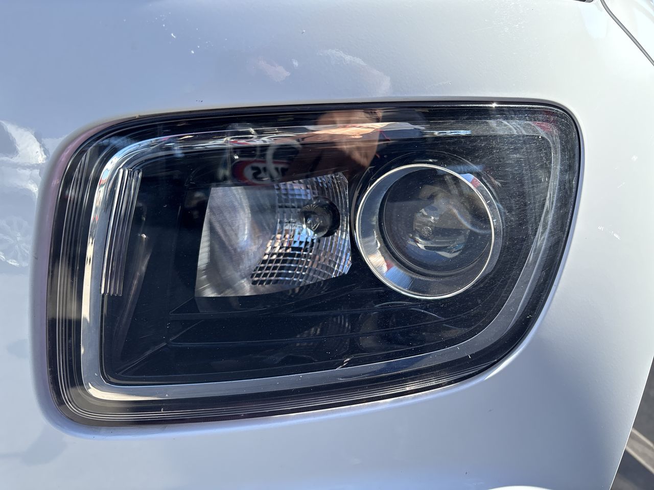 HYUNDAI - 16