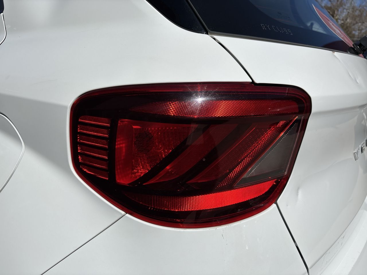 HYUNDAI - 17