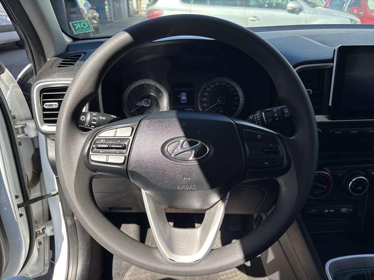 HYUNDAI - 22