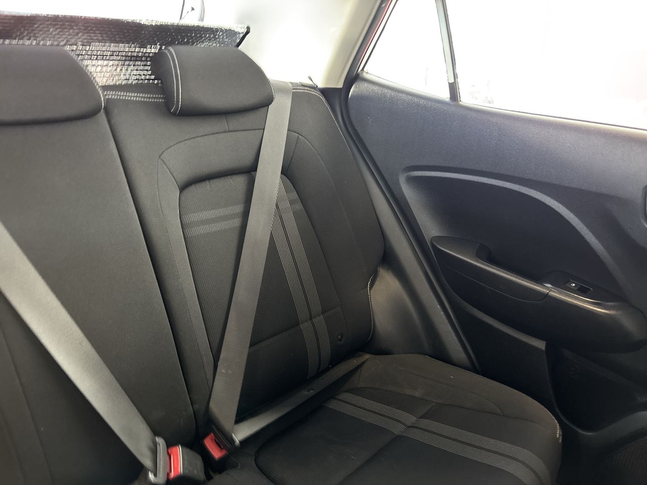 HYUNDAI - 12