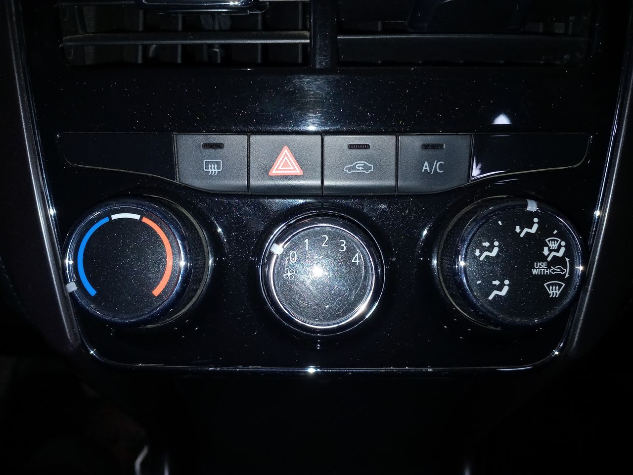 TOYOTA - 25