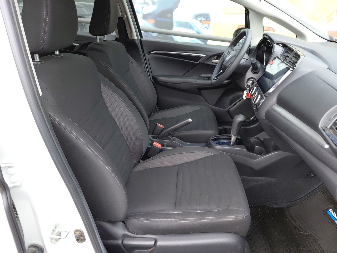 Honda WR-V — foto 24 de 26
