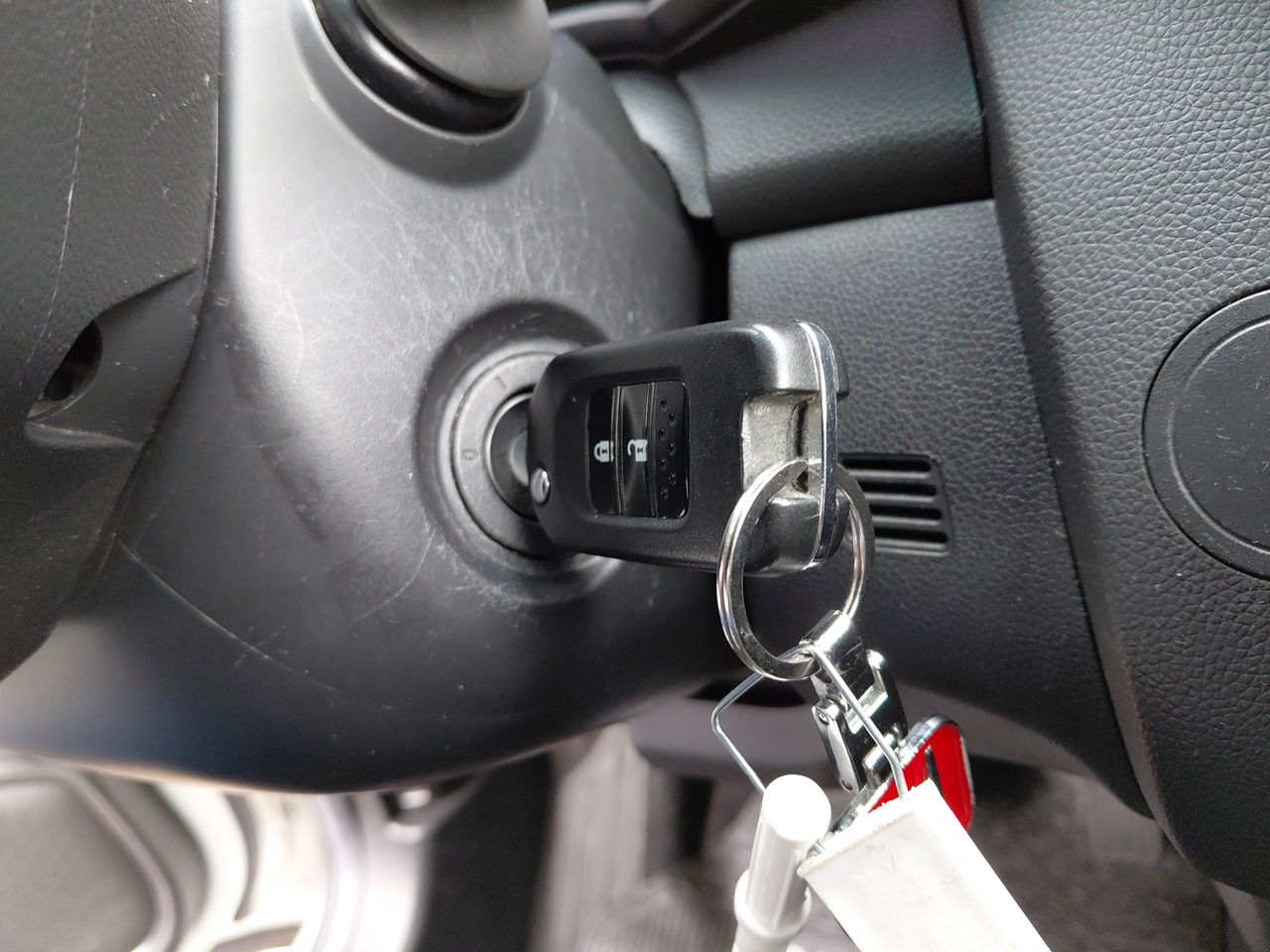 Honda WR-V — foto 26 de 26