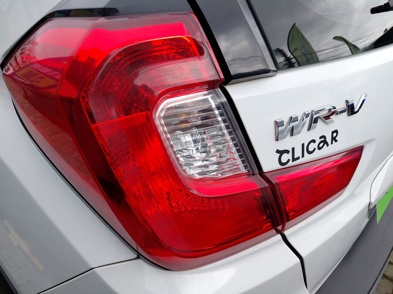 Honda WR-V — foto 11 de 26