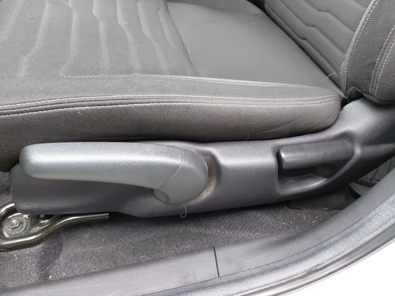 Honda WR-V — foto 14 de 26