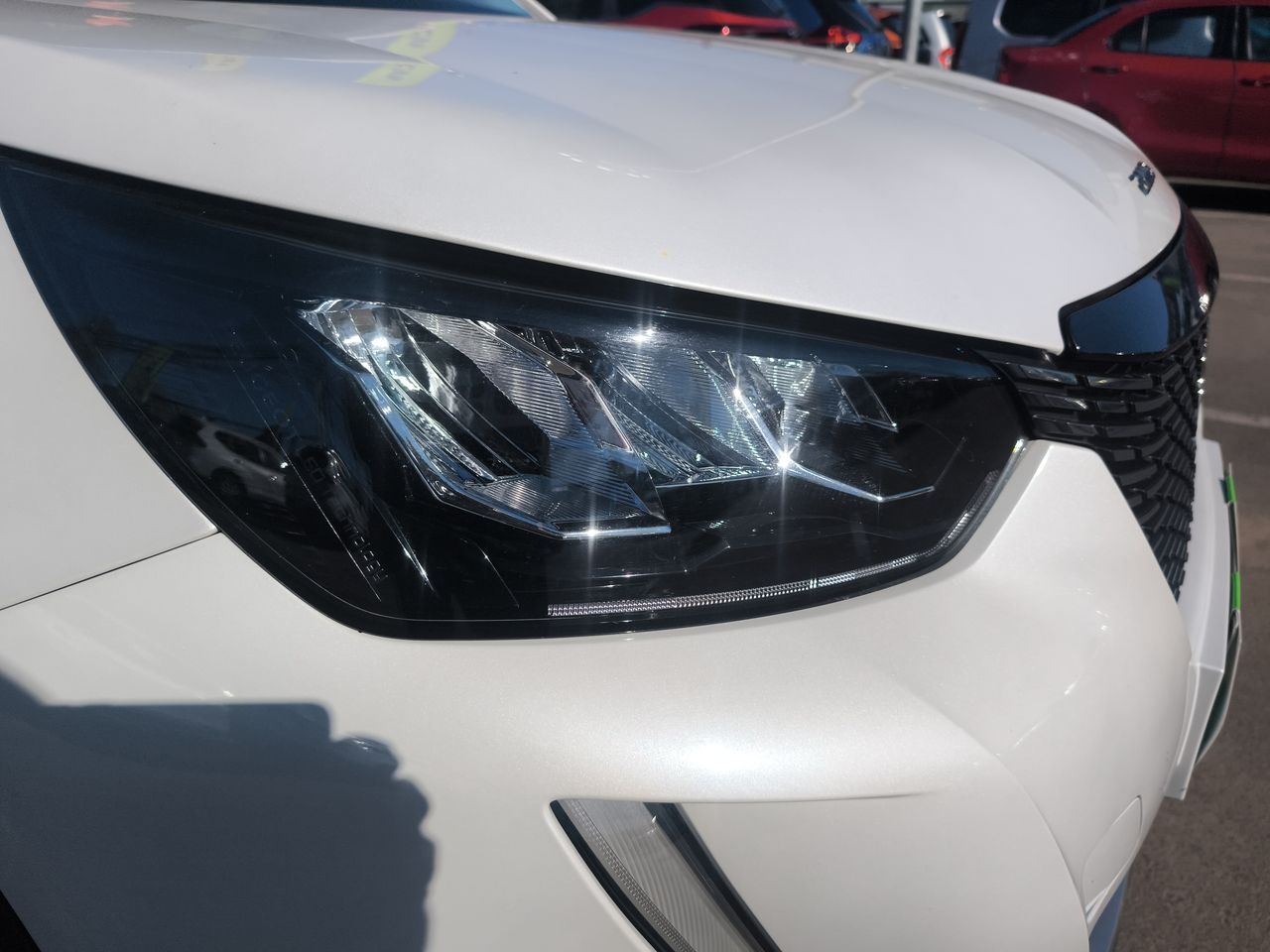 Peugeot 2008 — foto 17 de 33