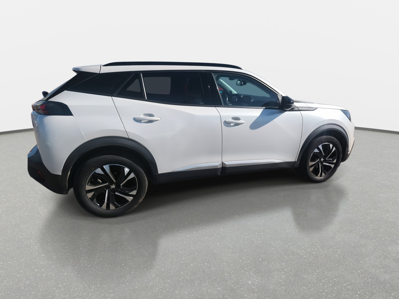 Peugeot 2008 — foto 8 de 33