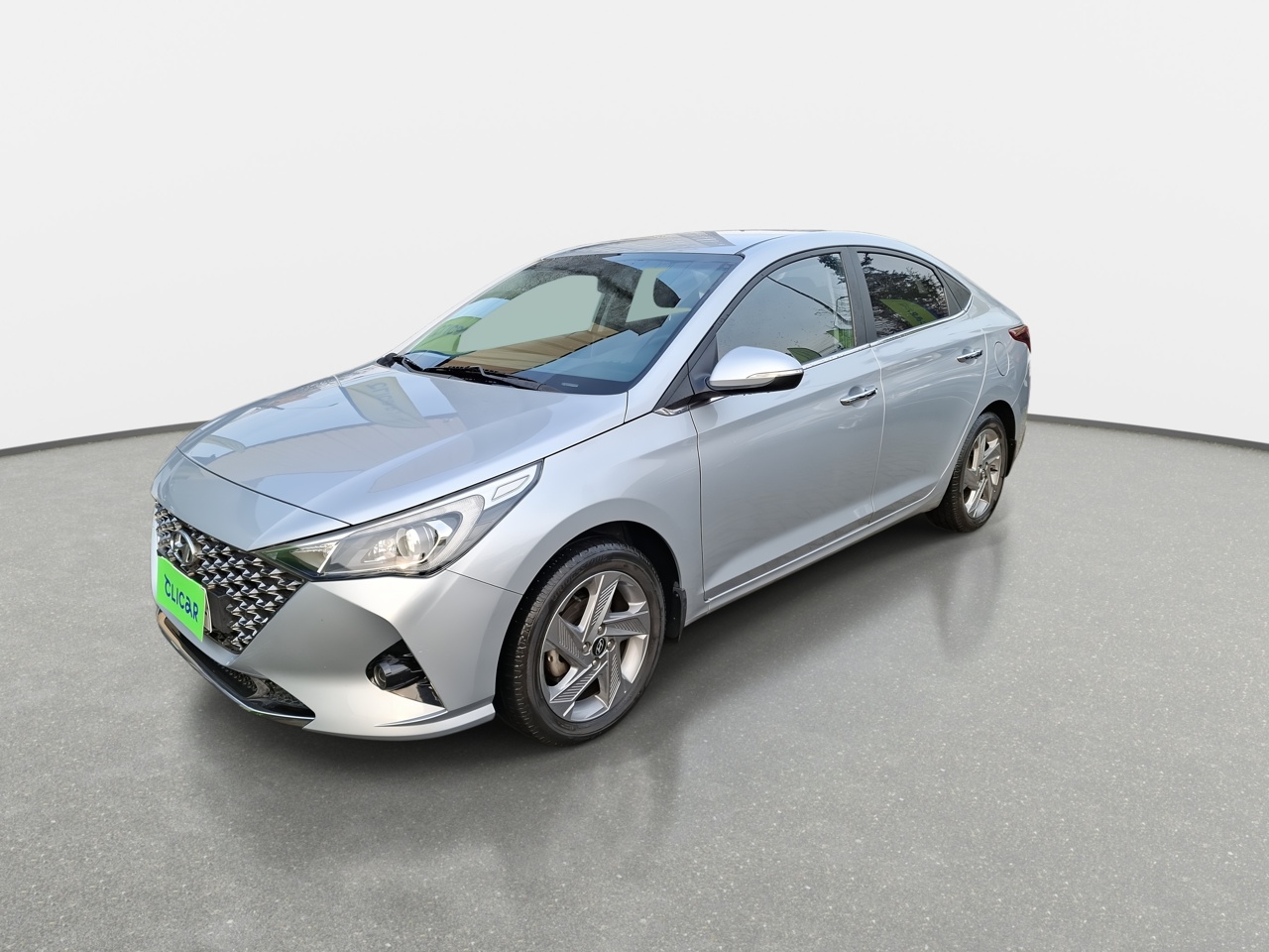HYUNDAI - 3