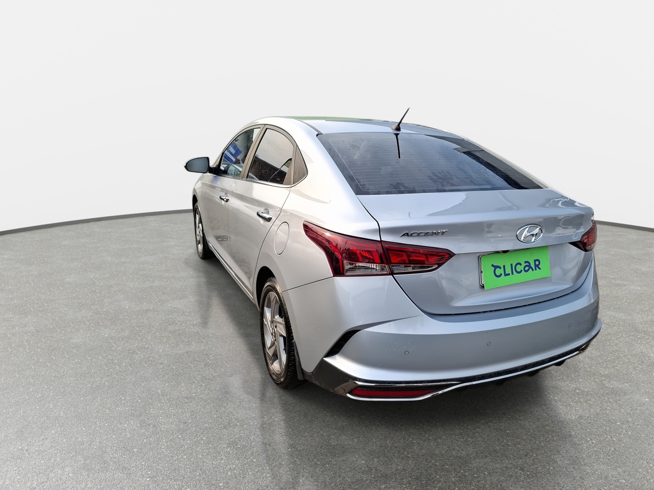 HYUNDAI - 5