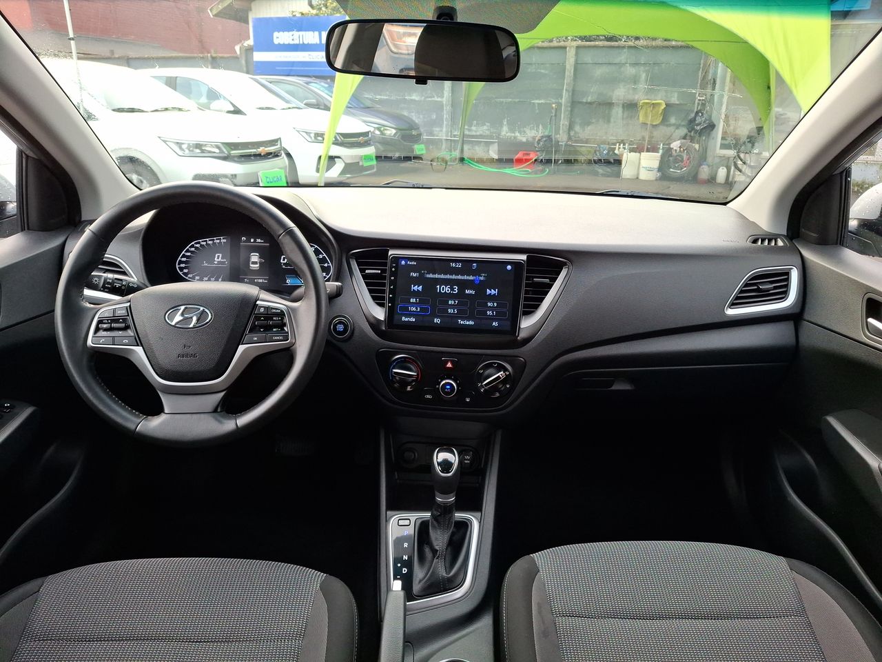HYUNDAI - 1