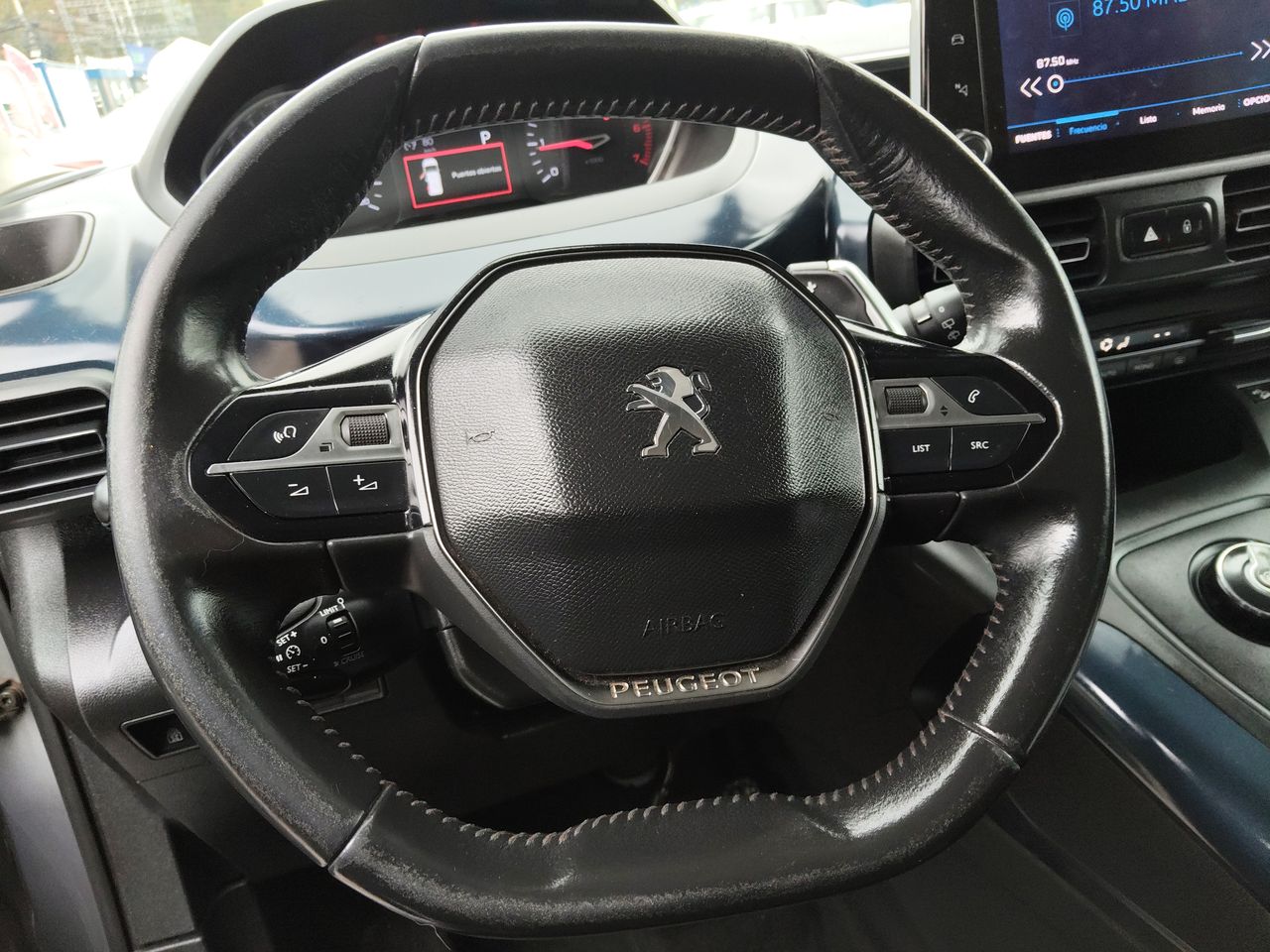 PEUGEOT - 10