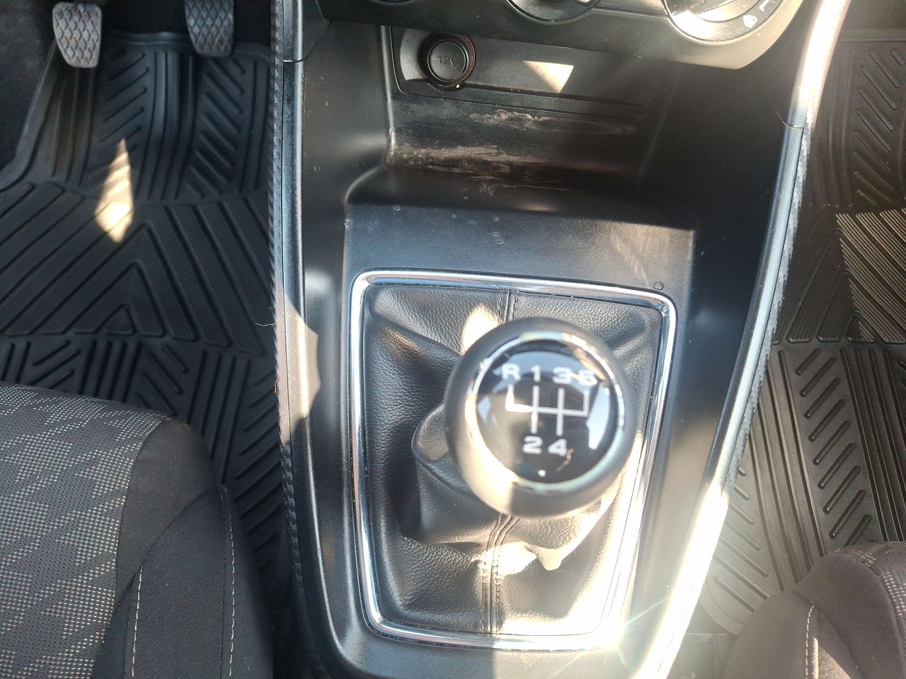 MG Zs — foto 20 de 21