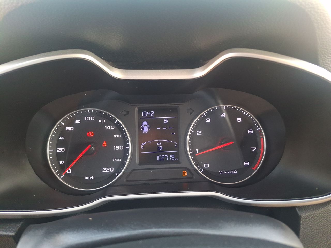 MG Zs — foto 17 de 21