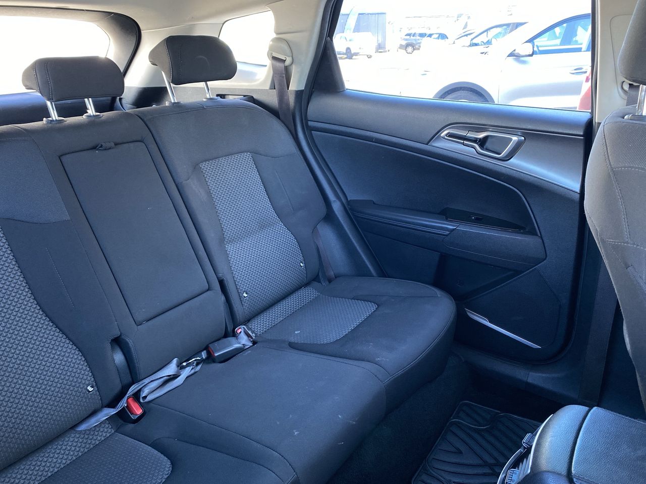 KIA Sportage — foto 15 de 36