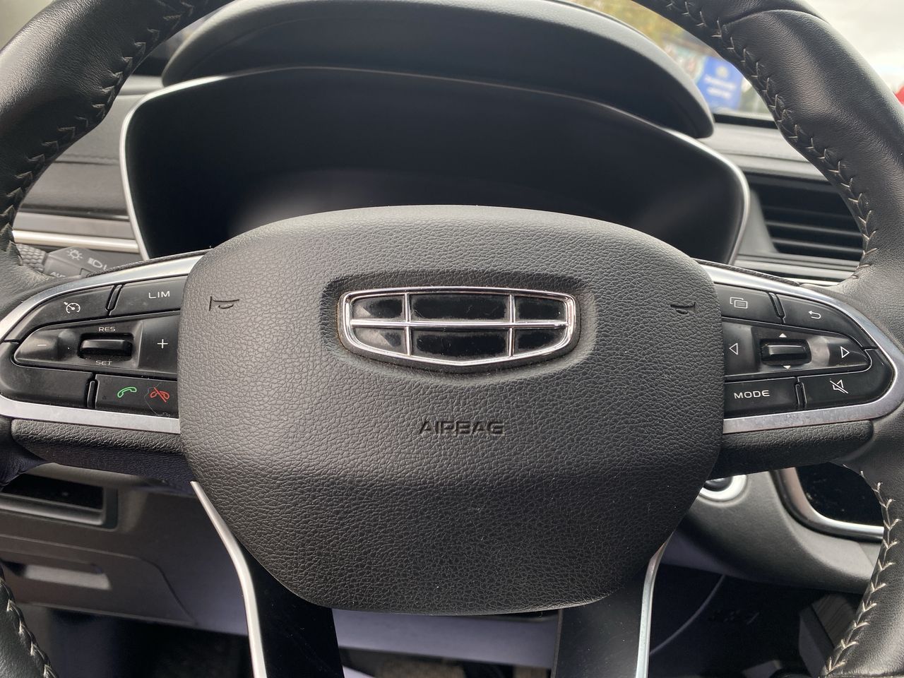 GEELY - 26