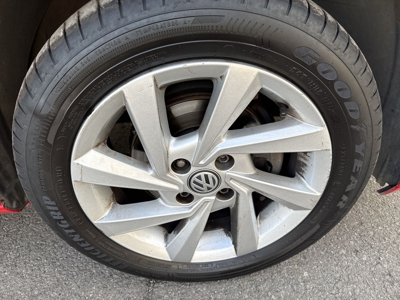 Volkswagen Gol — foto 18 de 34