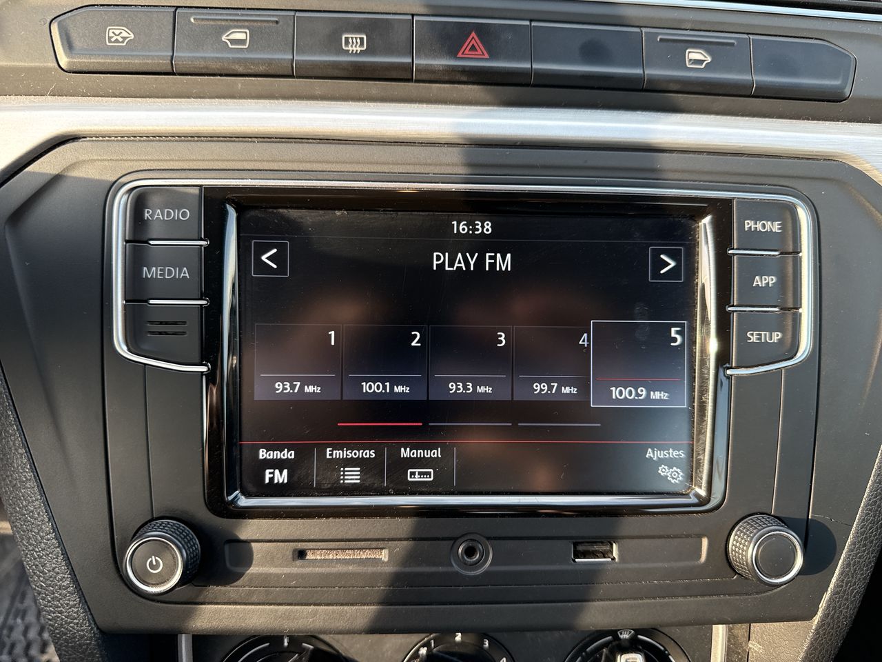 Volkswagen Gol — foto 29 de 34