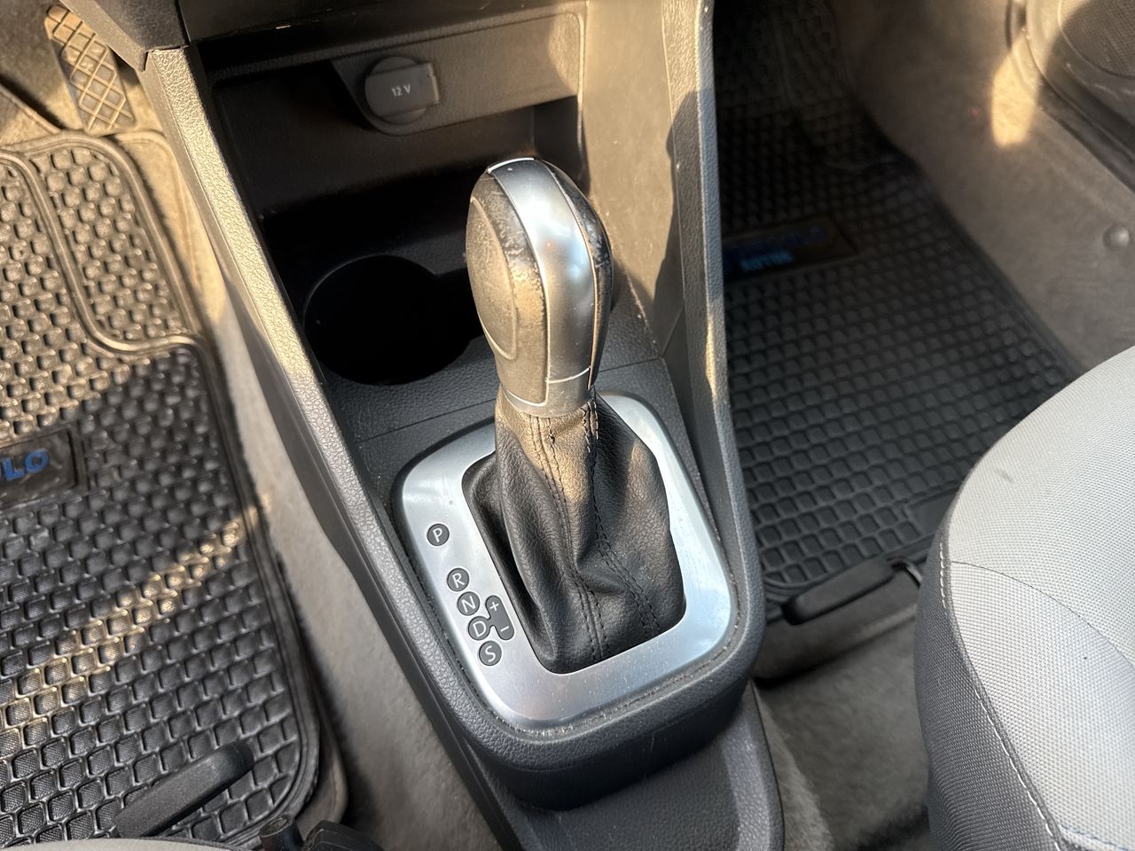 Volkswagen Gol — foto 31 de 34