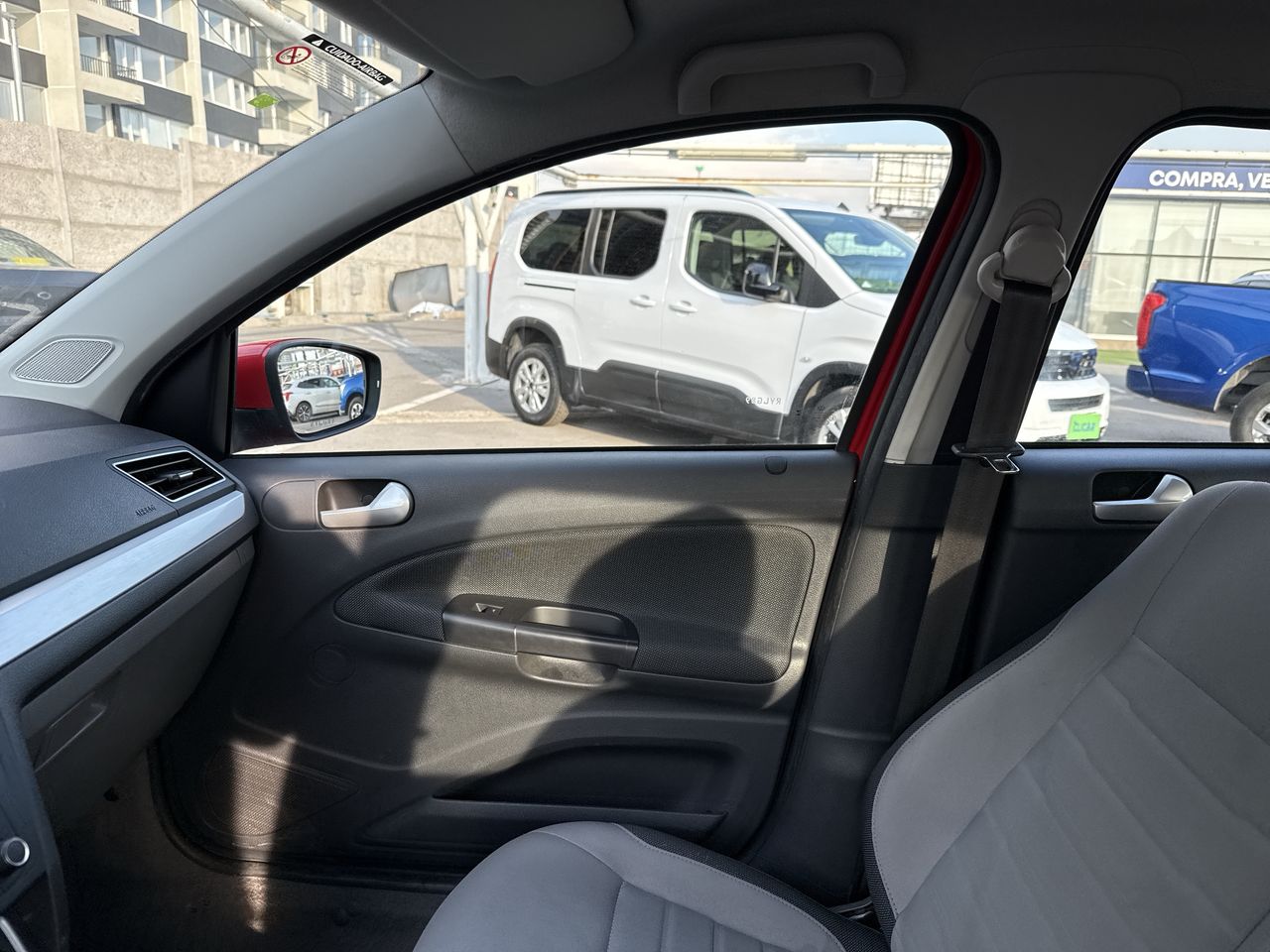 VOLKSWAGEN - 2
