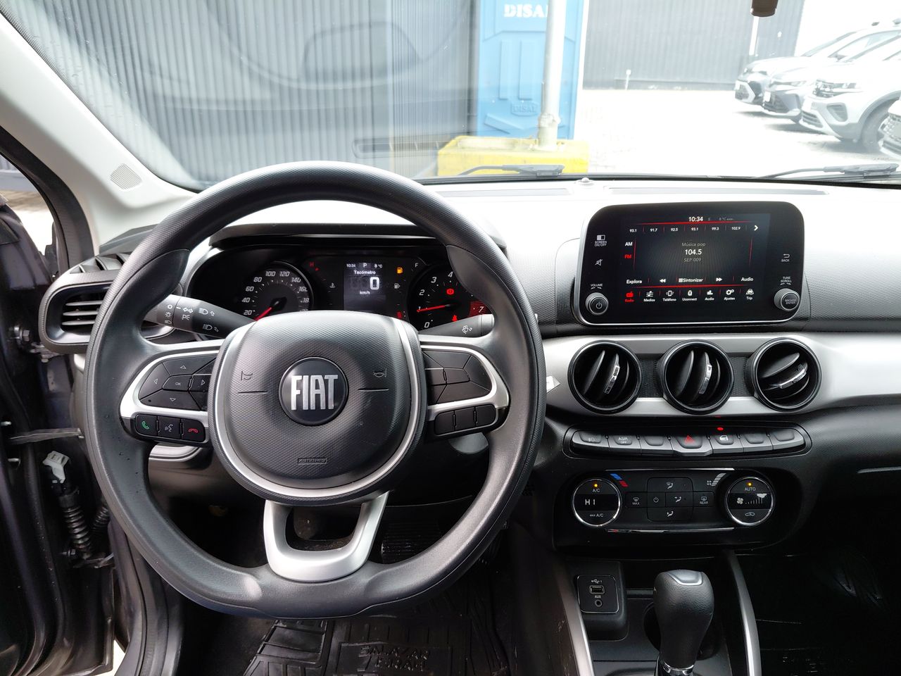 Fiat Cronos — foto 31 de 34