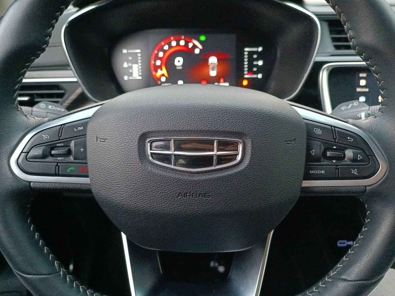 GEELY - 26