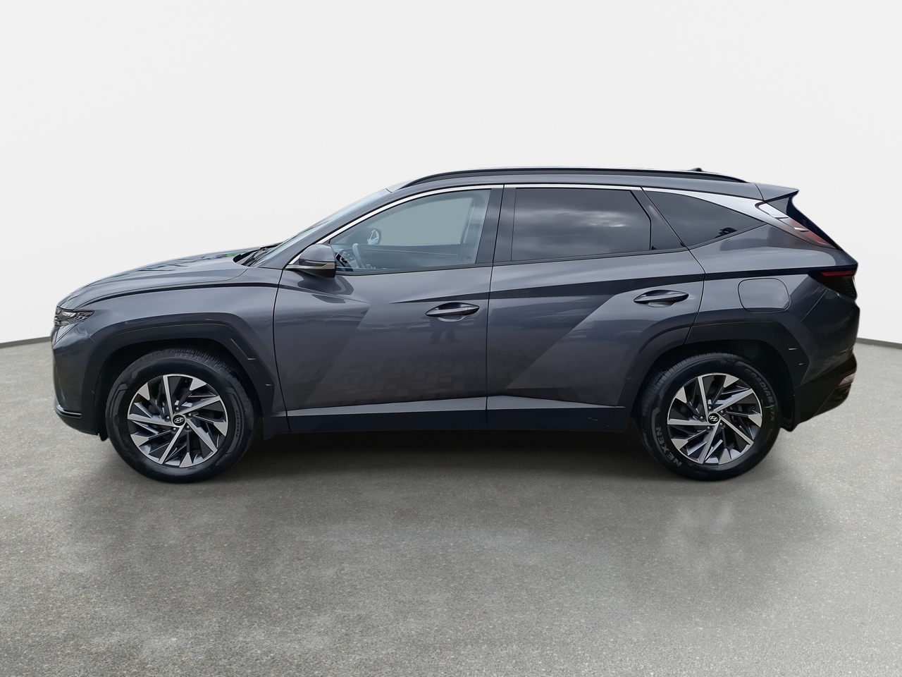 HYUNDAI - 4