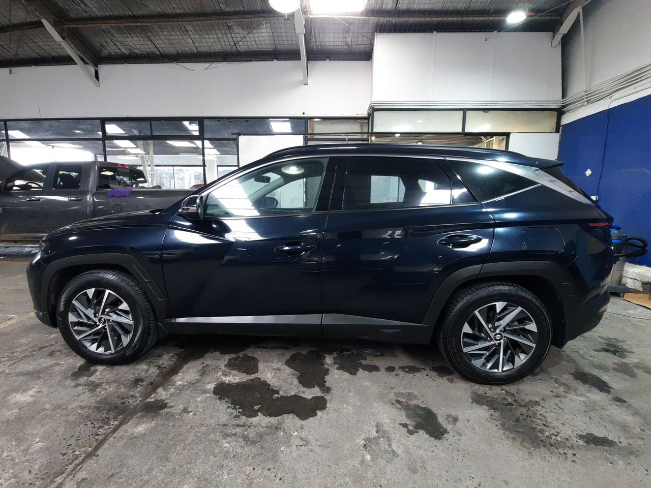 HYUNDAI - 4
