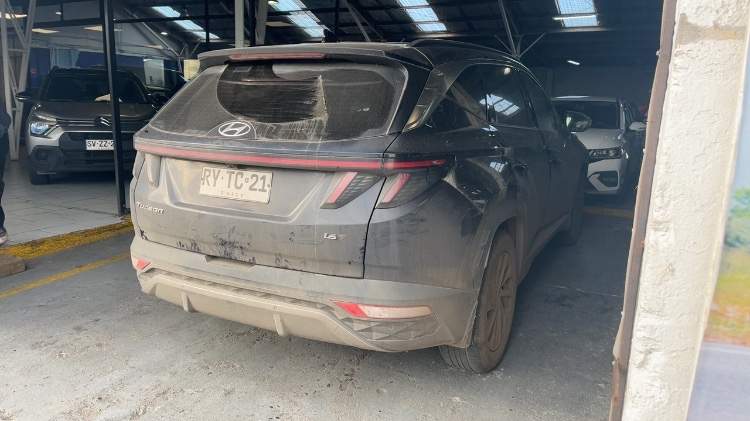 HYUNDAI - 4