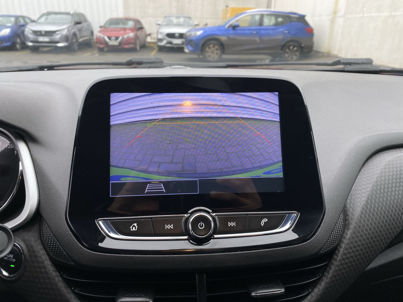 Chevrolet Onix — foto 31 de 36