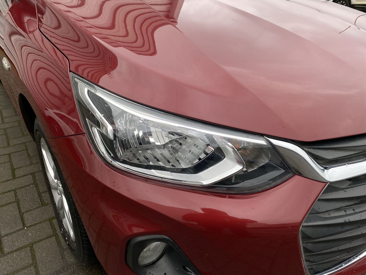 Chevrolet Onix — foto 20 de 36