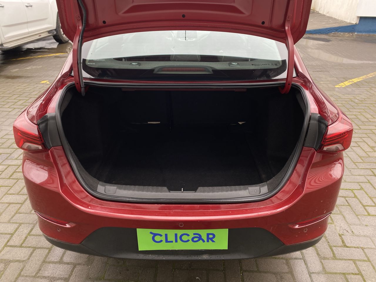 Chevrolet Onix — foto 23 de 36