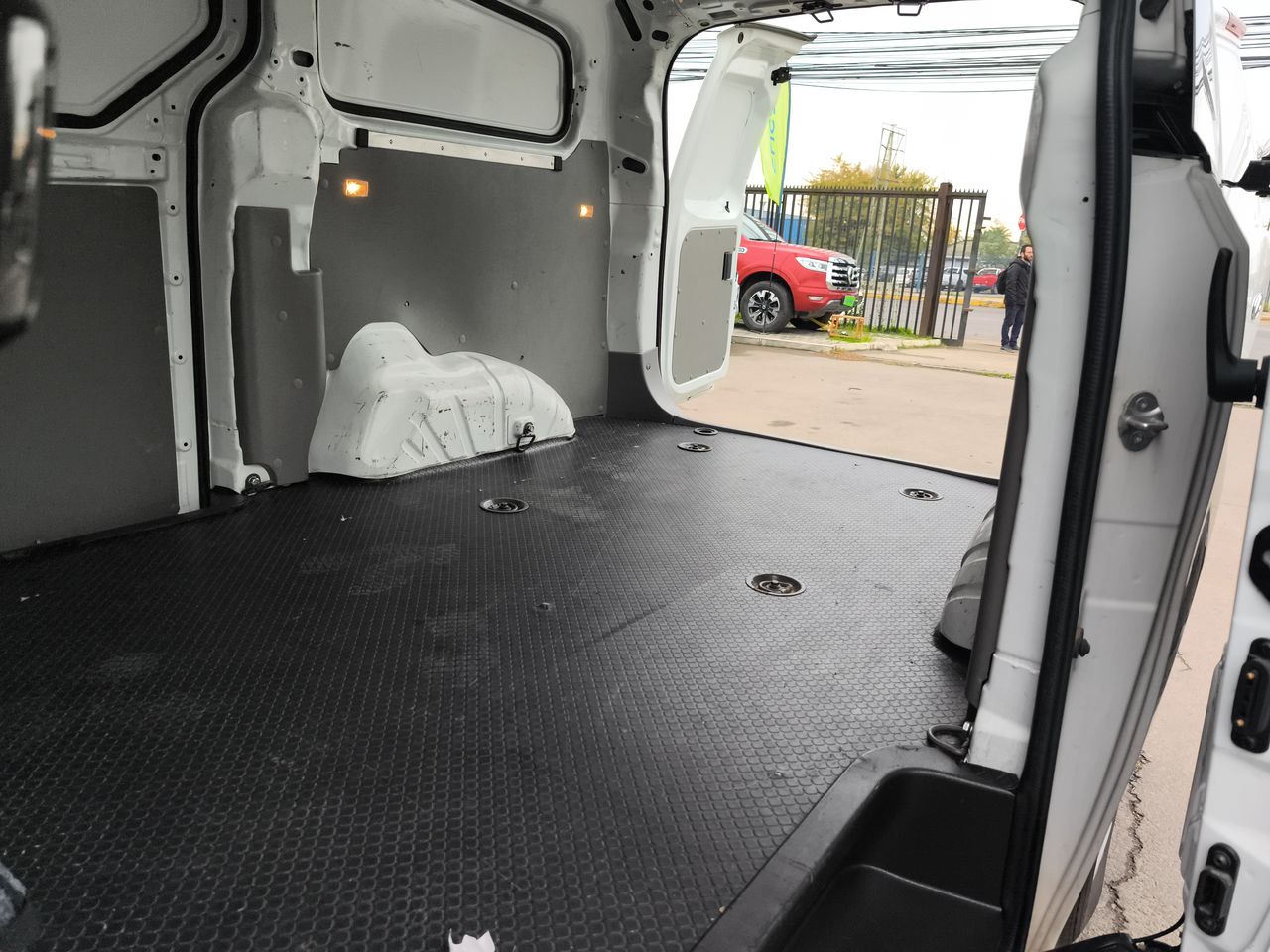 MAXUS - 12