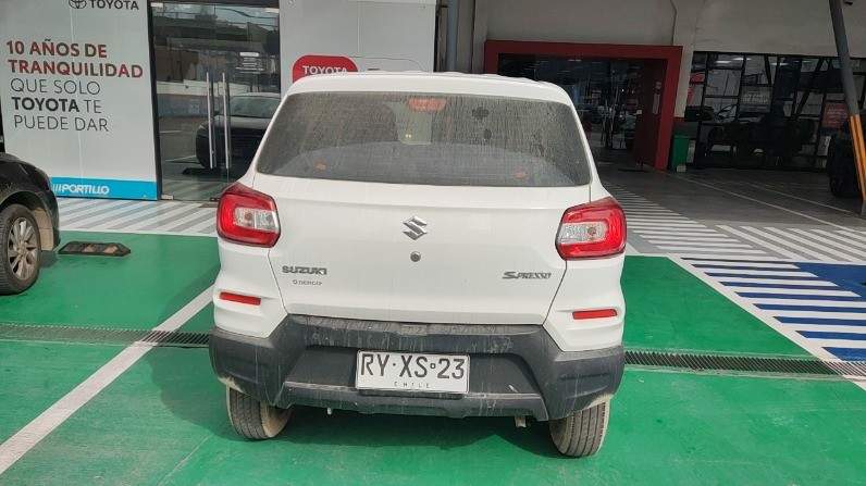 SUZUKI - 5