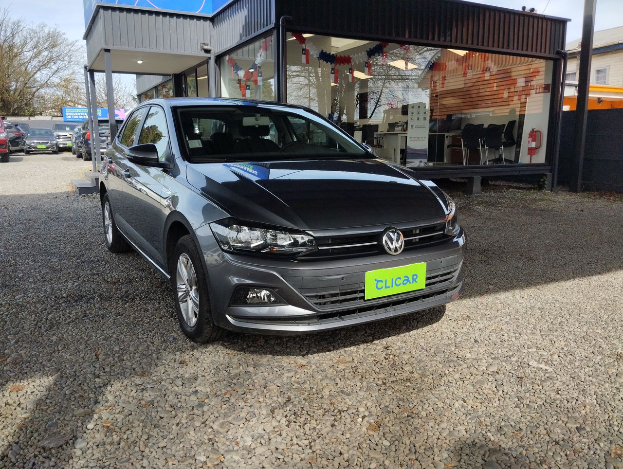 VOLKSWAGEN - 4