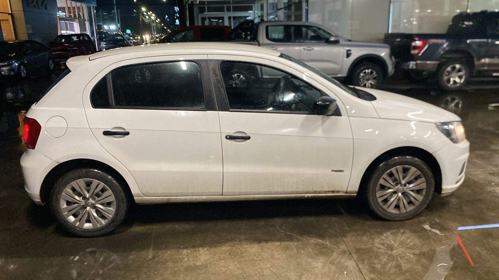 VOLKSWAGEN - 2