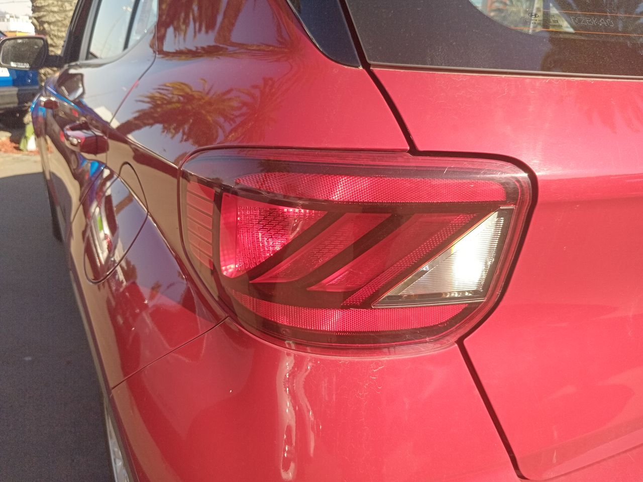 HYUNDAI - 21
