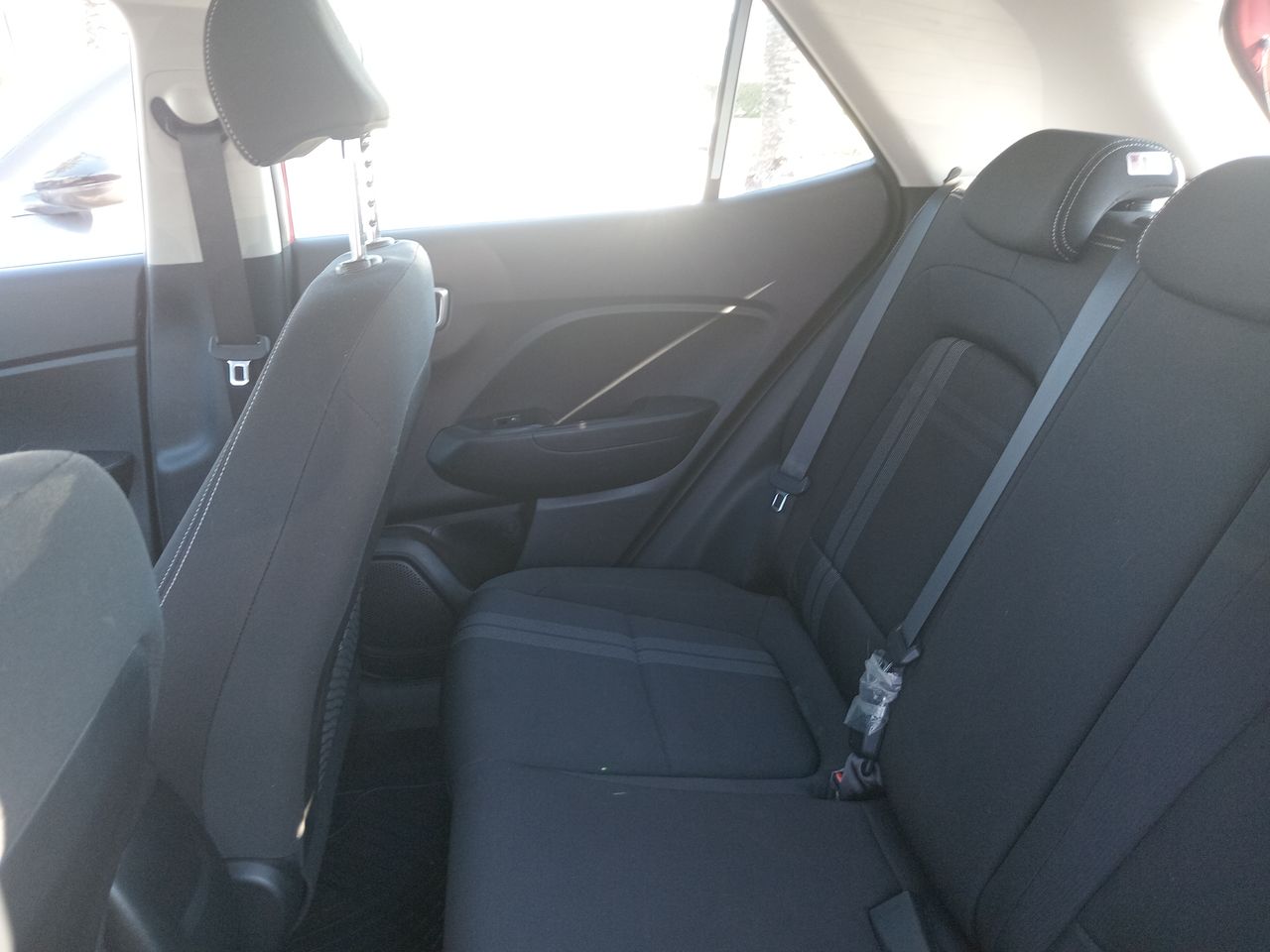 HYUNDAI - 12