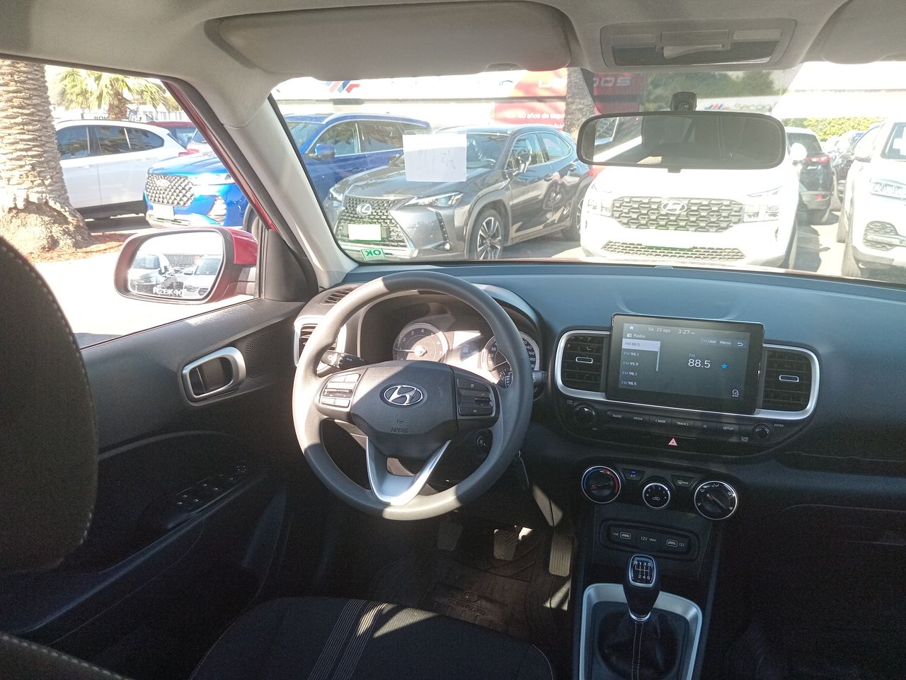 HYUNDAI - 16