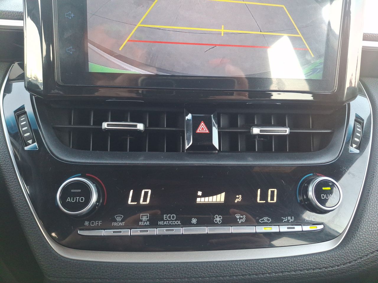 Toyota Corolla Cross — foto 29 de 31