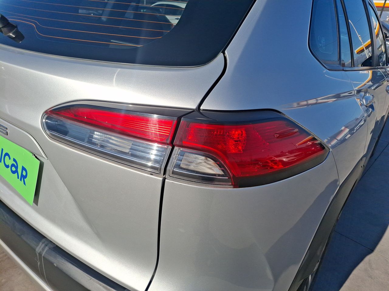 Toyota Corolla Cross — foto 21 de 31